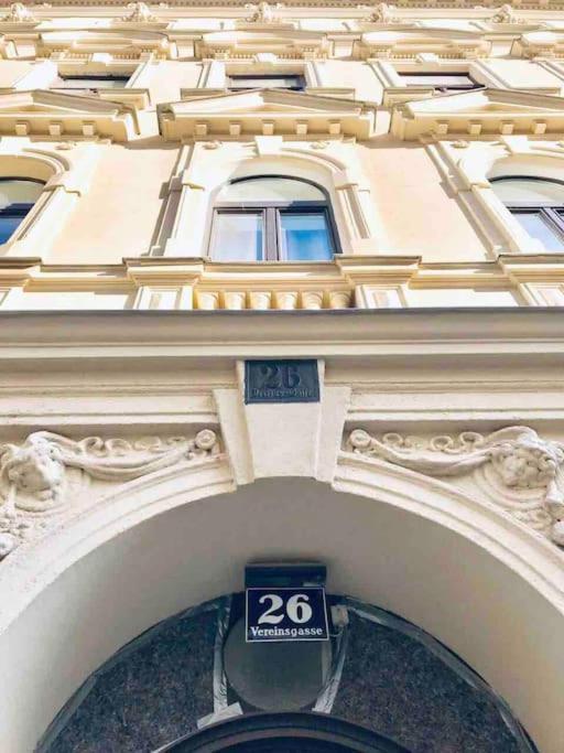 Vienna Luxury New Apartment Center -2. Bezirk Exteriör bild